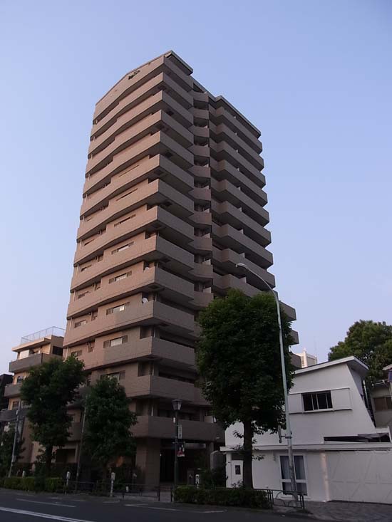 秀和青山神宮前レジデンス